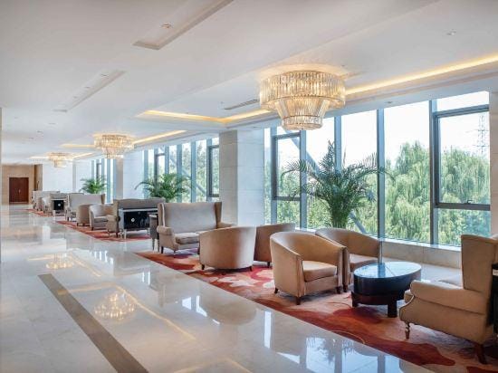 Beijing Taishan Hotel (Qinghe Station-direct to Badaling Great Wall) Hotel in Beijing