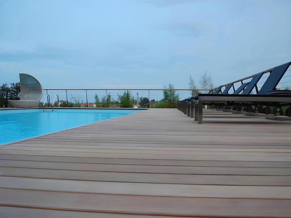 Base Hotel Hotel in Friuli-Venezia Giulia