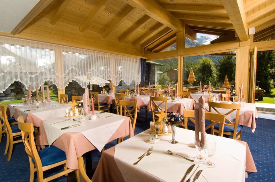 Hotel Etoile & Alpenperle Residences Hotel in Saas-Fee