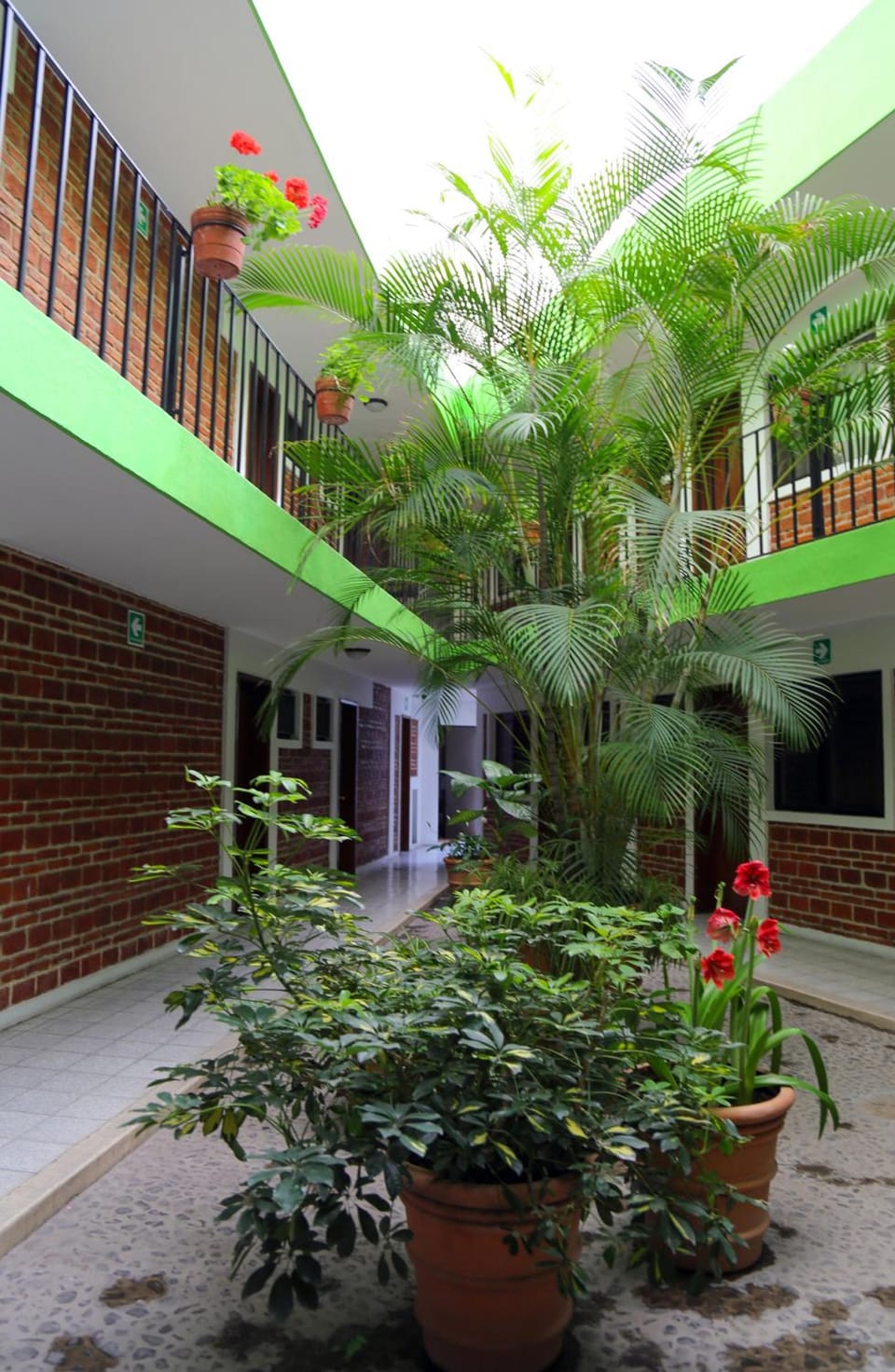 Hotel Arboledas Industrial Hotel in Tlaquepaque
