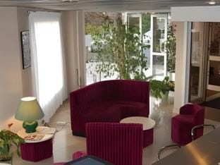 Cit'Hotel Du Circuit Hotel in Bourgogne-Franche-Comté