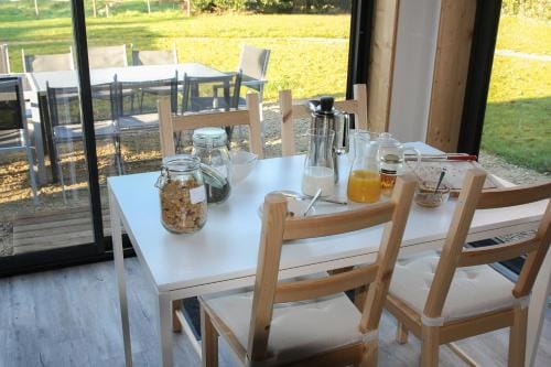 Chambres d'etape - Le Repit de l'Oust - Certifie Ecolabel Europeen Hotel in Brittany