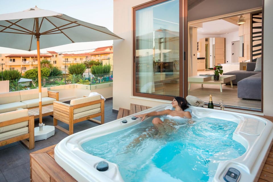 Oscar Suites & Village Hotel in Agia Marina