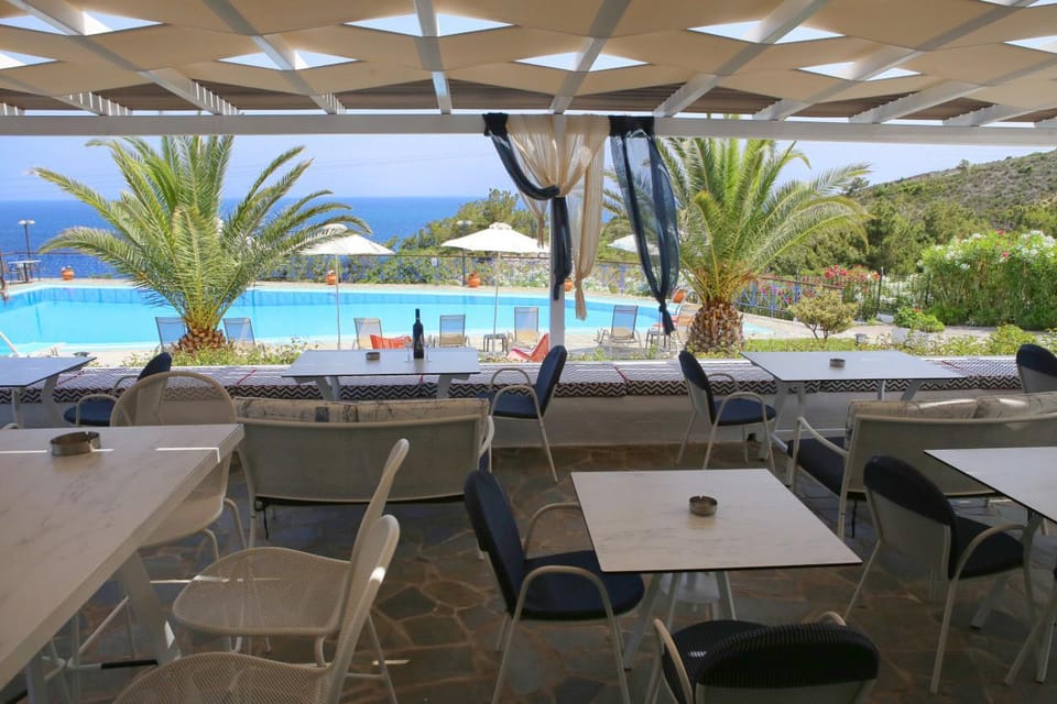 Karras Star Hotel Hotel in Icaria