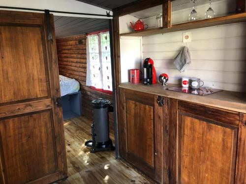 La roulotte de Bussy Lodge in Bourgogne-Franche-Comté