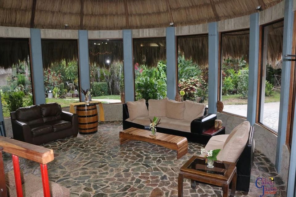 Calico Jack's Village Hotel in Cayo District