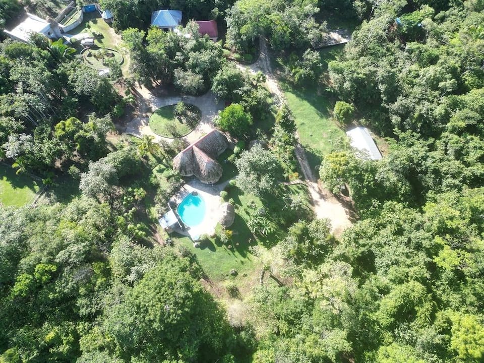 Calico Jack's Village Hotel in Cayo District