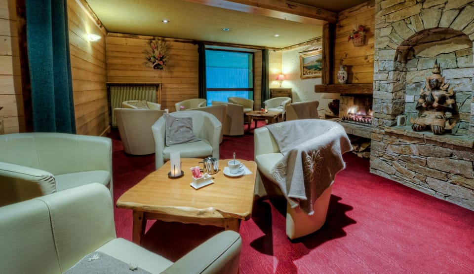 Alp'Hotel Hotel in La Clusaz