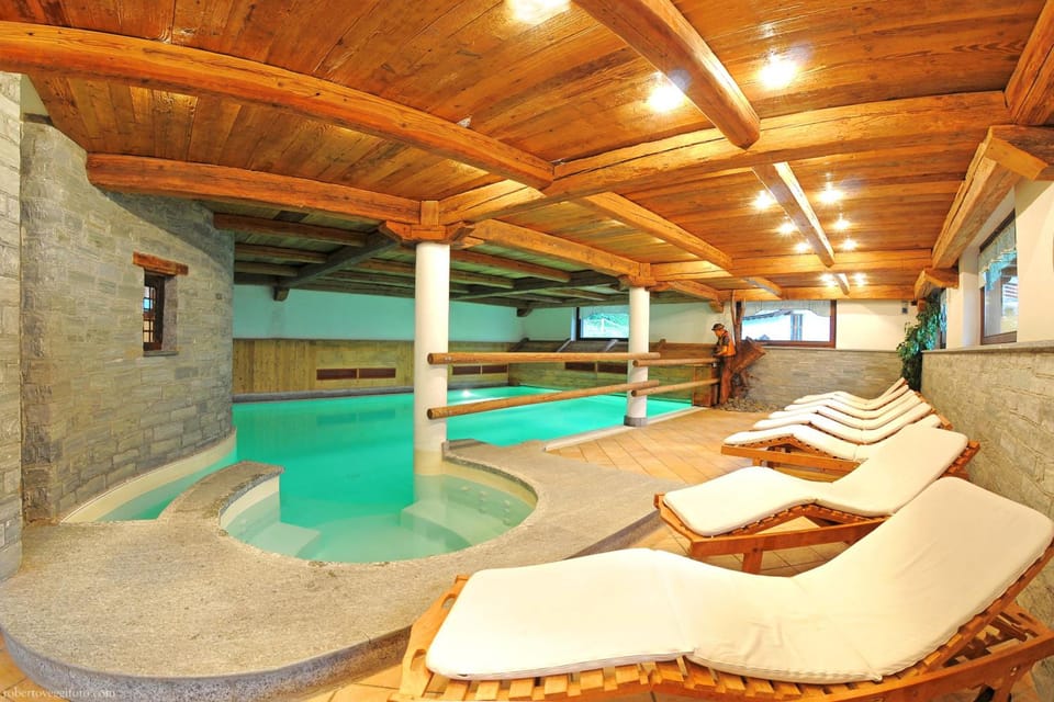 Hotel Jolanda Sport Hotel in Aosta Valley, Italy