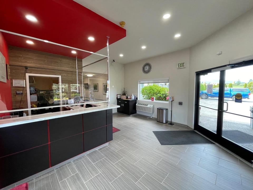 Ocean Star Inn Hotel in Sequim