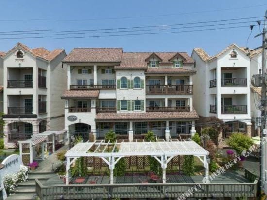 Taean Gajangjari Pension Hotel in South Korea
