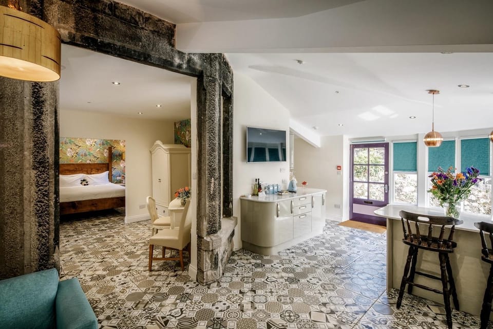 Lymestone Boutique Accommodation Inn in England