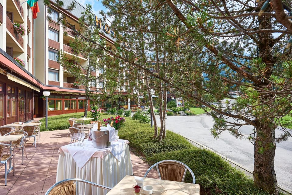 The Glacier Hotel - ex Eurotel Victoria - Hotel in Canton of Vaud