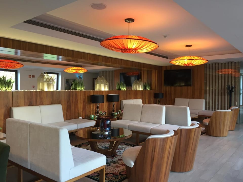 Bar/lounge