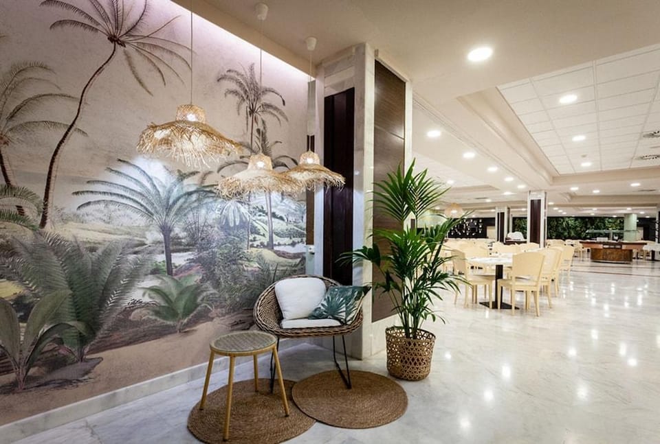 Holiday World Village Hotel in Benalmadena
