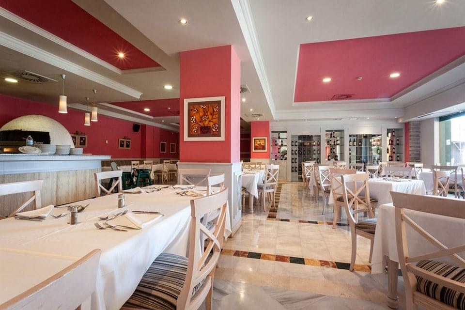 Holiday World Village Hotel in Benalmadena