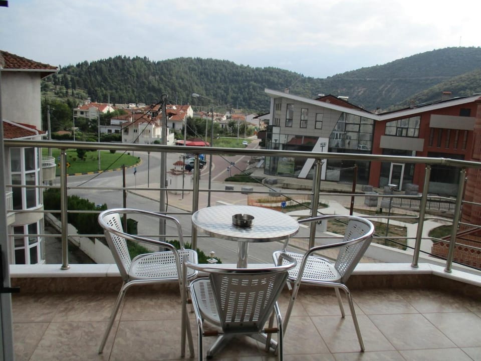 Kyknos De Luxe Suites & Rooms Hotel in North Macedonia