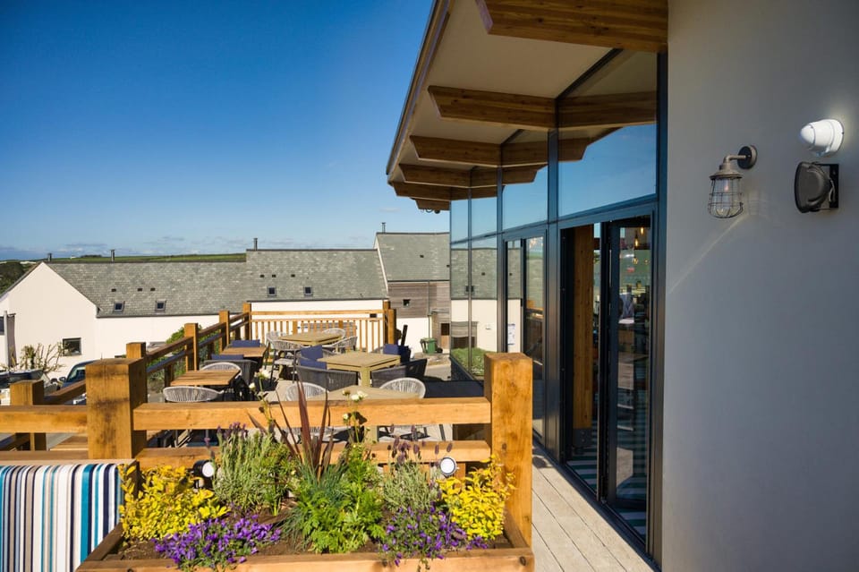 Oystercatcher Apartments Hotel in England