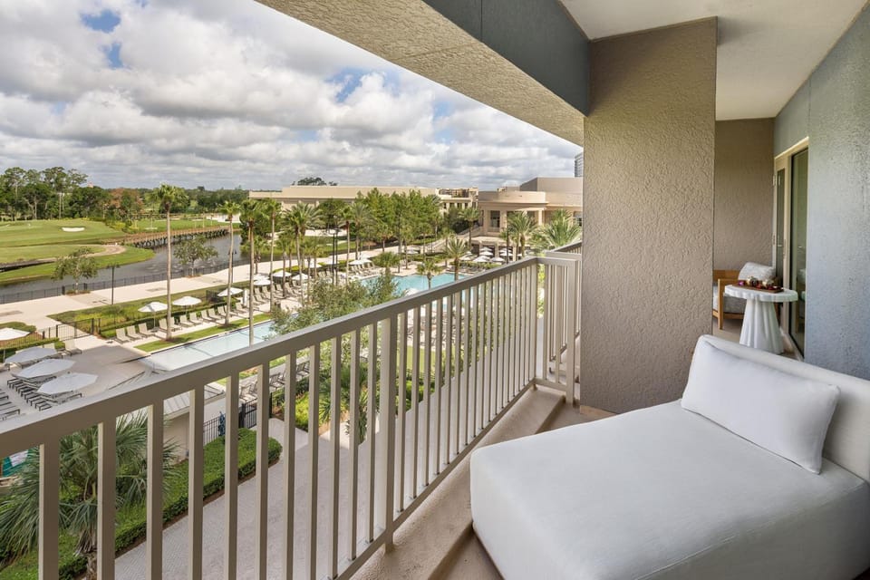 Waldorf Astoria Orlando Hotel in Bay Lake
