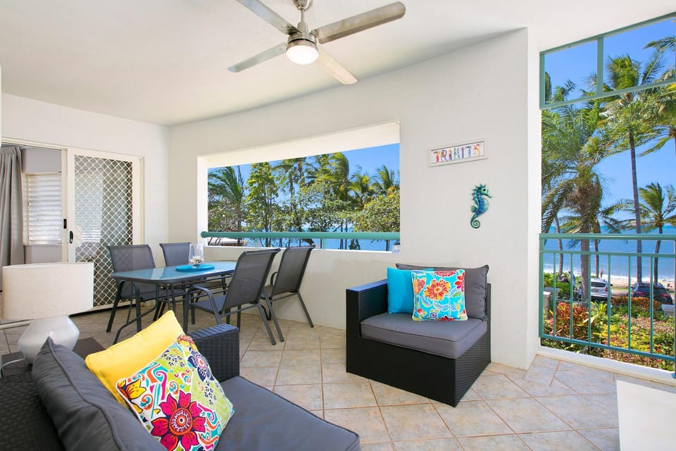 Trinity Waters Boutique Beachfront Hotel Apartment hotel in Cairns
