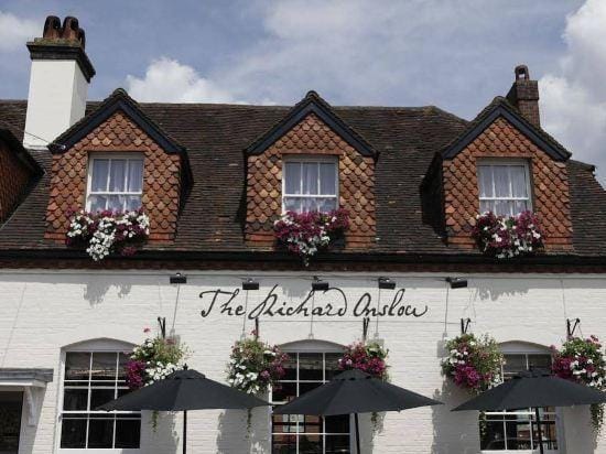 The Richard Onslow Hotel in Borough of Waverley