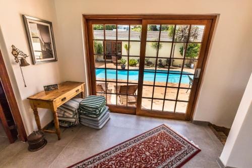 Hout Bay Lodge Hotel in Cape Town