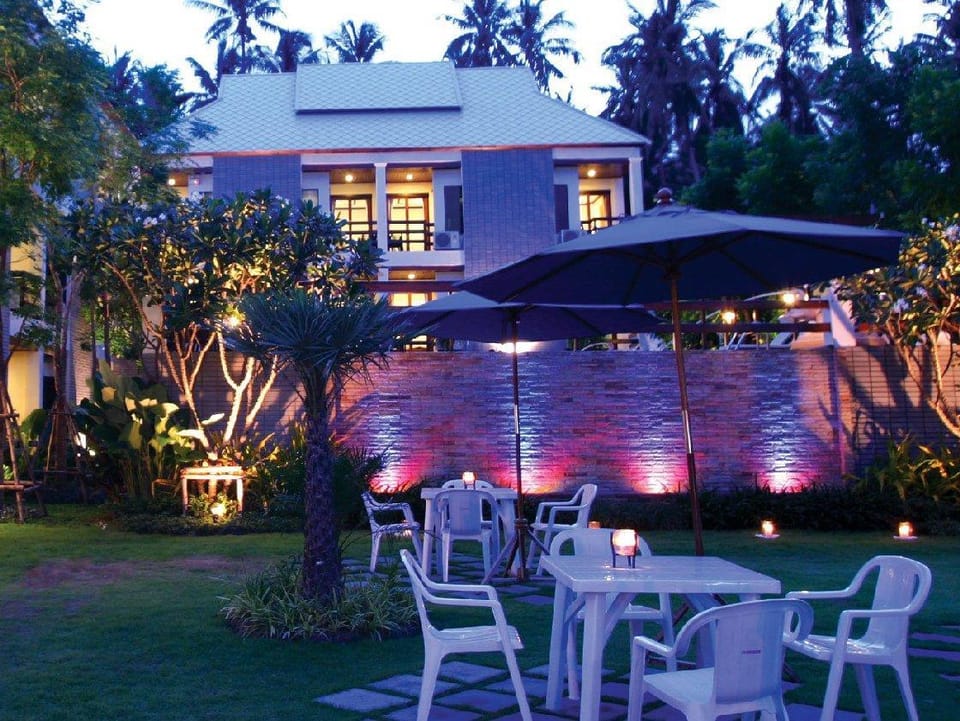 Samui Seabreeze Place Hotel in Ko Samui
