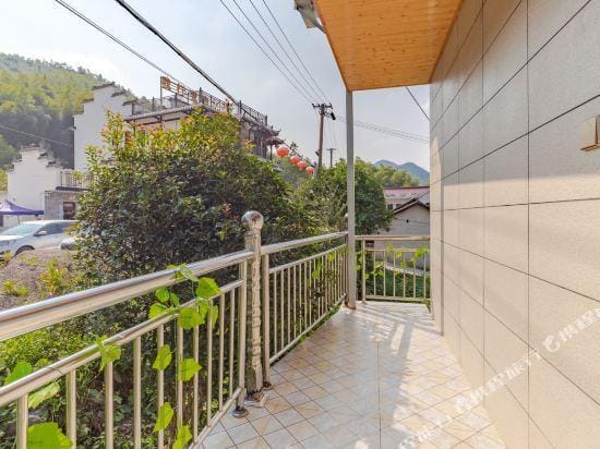 Wanjing Inn |Xijin Bamboo Raft · Bay · Mountain View Courtyard (Chujiatan, Southern Anhui Sichuan Hotel in Zhejiang