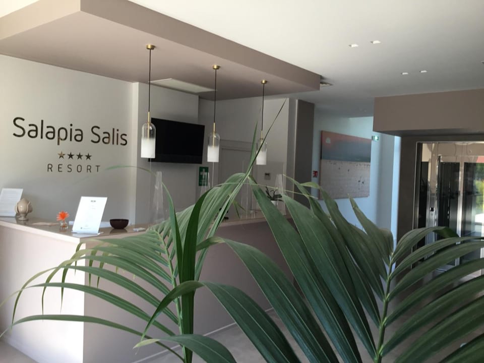SALAPIA SALIS RESORT Hotel in Province of Foggia
