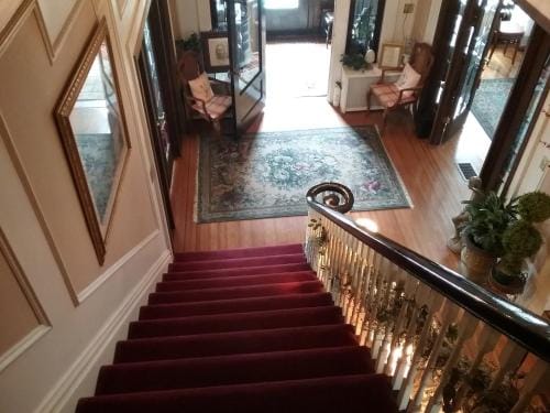 Hanover House Bed and Breakfast Hotel in Niagara Falls