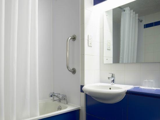 Travelodge Hatfield Central Hotel in Hatfield