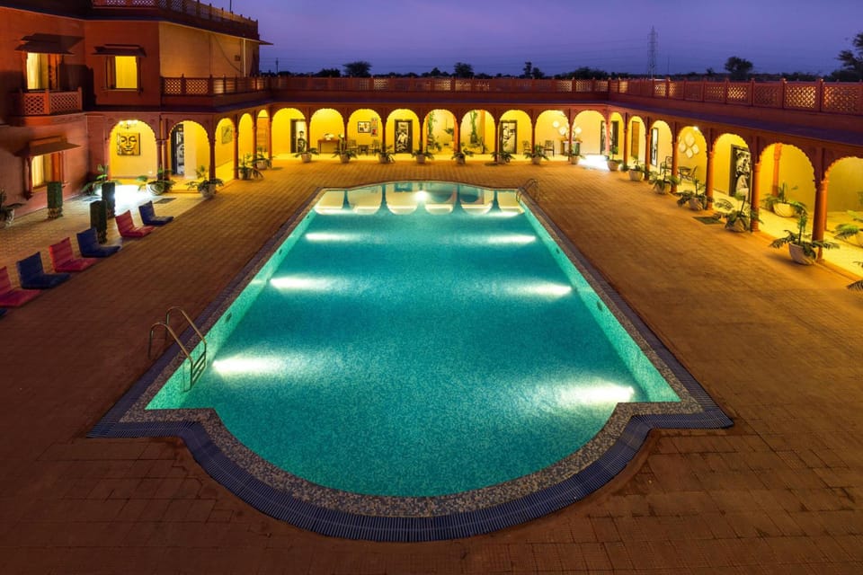 Swimming pool