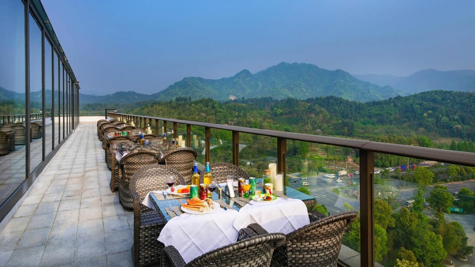 GRAND NEW CENTURY RESORT Bamboo Expo Garden Anji Hotel in Zhejiang