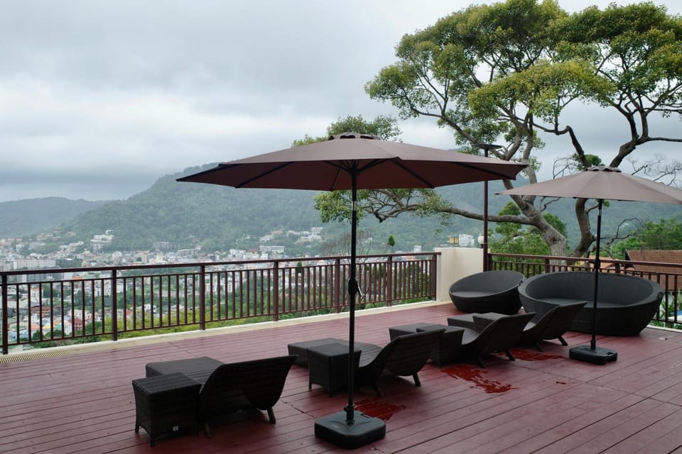Sunset Bay View Phuket Hotel in Patong