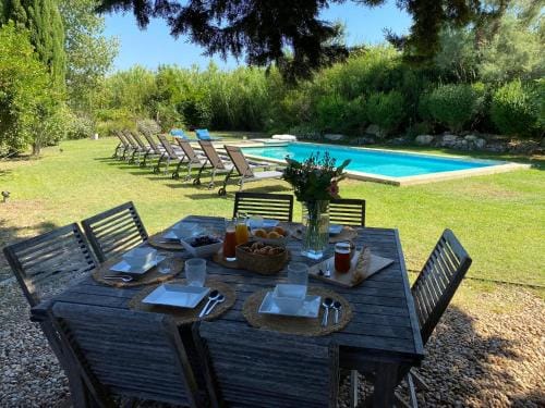 Mas des Alpilles Hotel in Arles