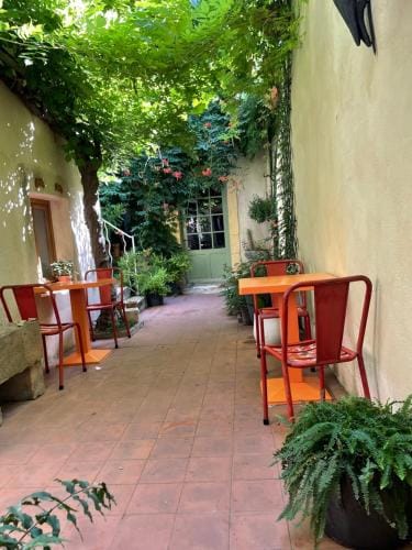 Le Patio d'Arles Hotel in Arles