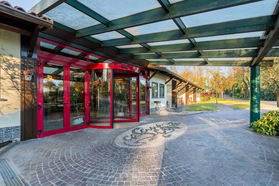 Cascina Scova Resort Hotel in Lombardy