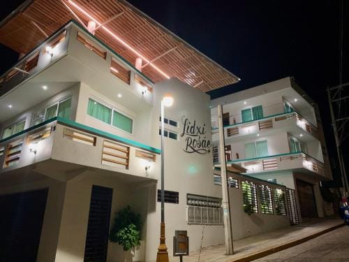 Lidxi Rosae Hotel in Brisas de Zicatela