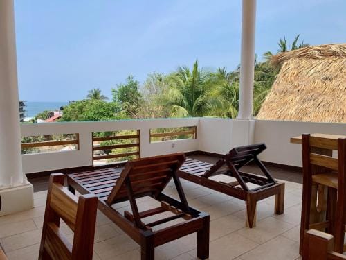 Lidxi Rosae Hotel in Brisas de Zicatela