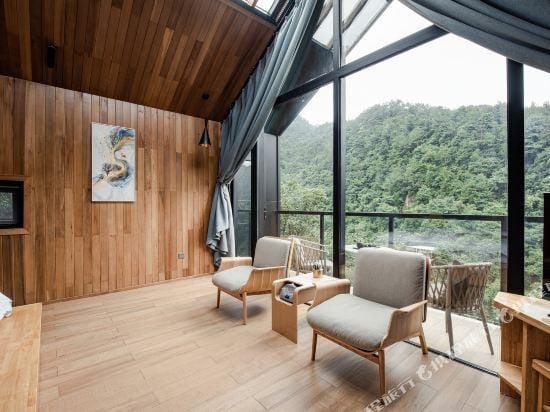 Ningbo Xikou Relax Valley Resort Hotel in Zhejiang