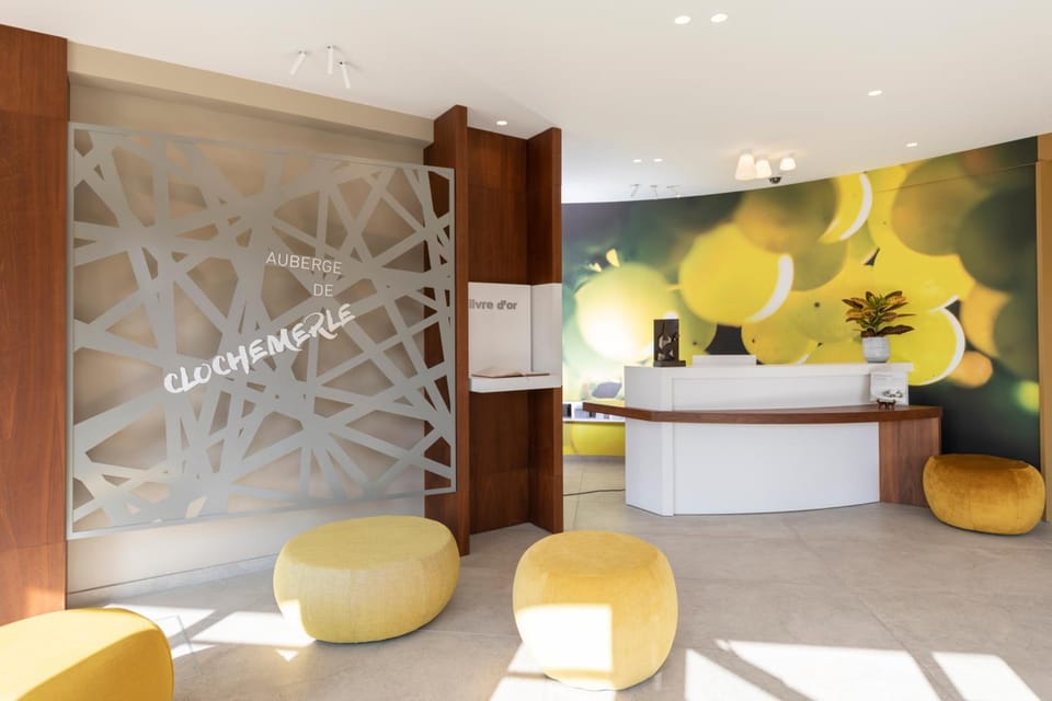 Auberge de Clochemerle - Spa & Restaurant gastronomique etoile Hotel in Auvergne-Rhône-Alpes