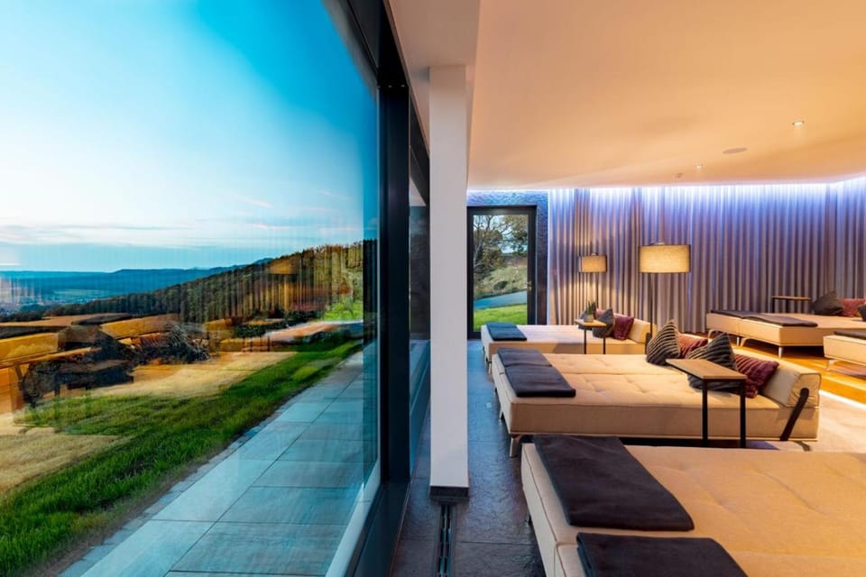 Burghotel Staufeneck Hotel in Baden-Württemberg