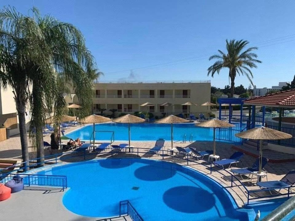 Romantza Mare (ex. Romanza Mare Hotel) Hotel in Decentralized Administration of the Aegean