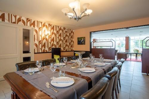 Logis Auberge du port Hotel in Wallonia, Belgium