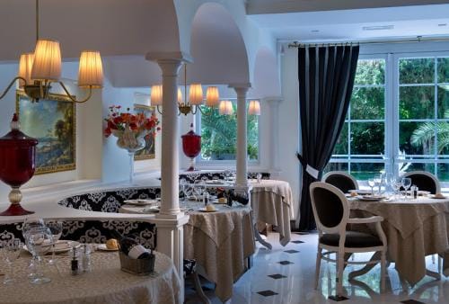 Tritone LUXURY HOTEL THERMAE & SPA Hotel in Veneto