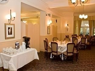 Anglesey Arms Hotel Hotel in Menai Bridge