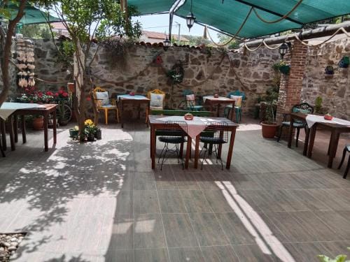 HAYAT ALTI OTEL ayvalık Hotel in İzmir Province
