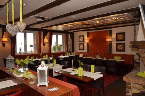 Gasthaus Zur Rebe Inn in Trier-Saarburg