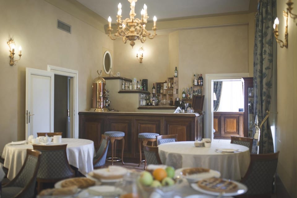 Castello di Montegiove Hotel in Fano