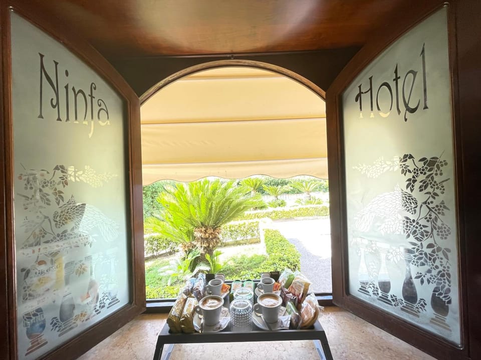 Ninfa hotel Hotel in Campania